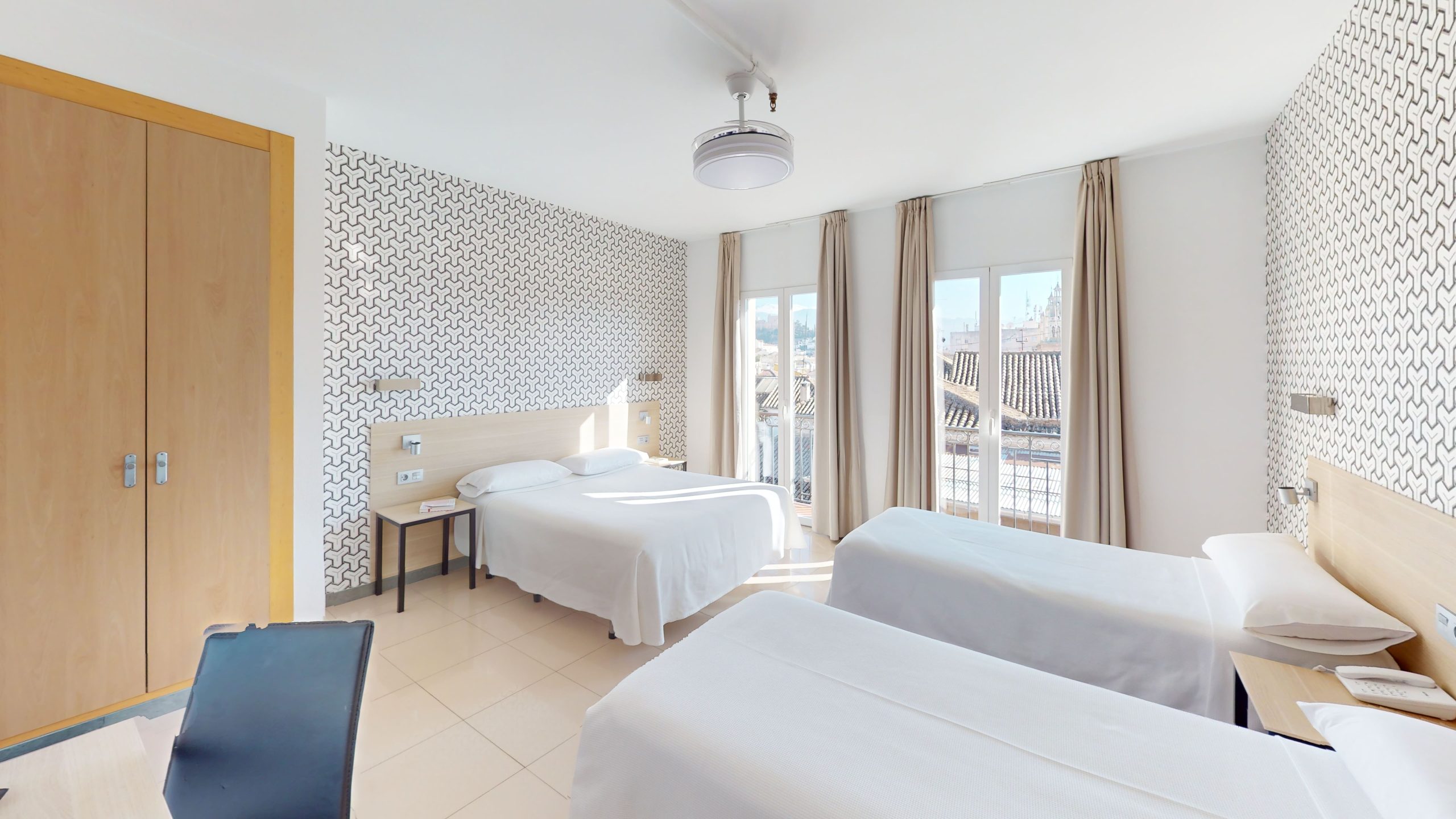 hotel-atenas-centro-barato-min